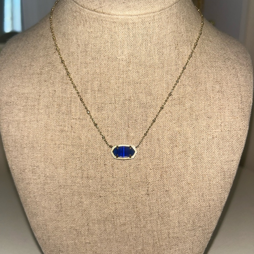 Kendra Scott Elisa Gold Pendant Necklace in Cobalt Cats Eye